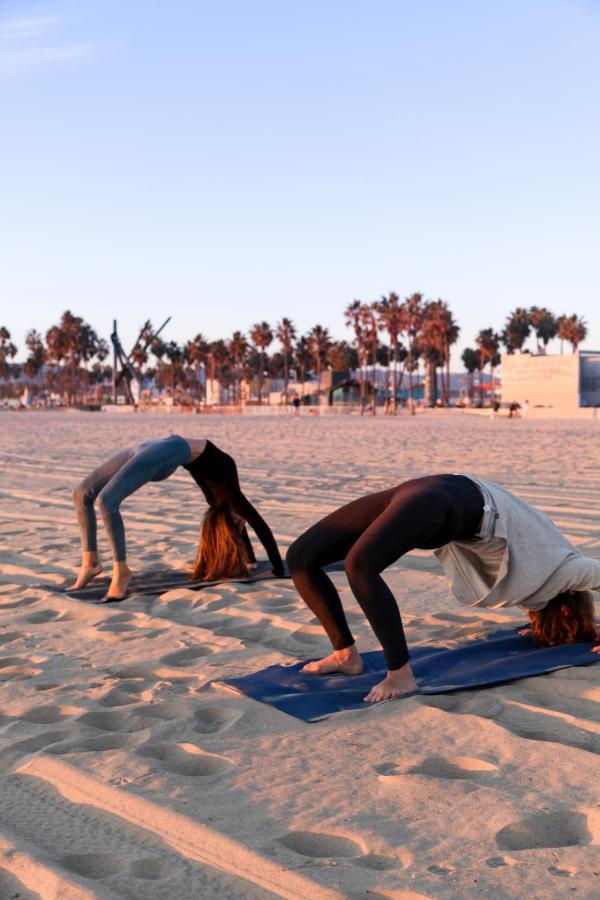 Ocean Front Vortex Female Hostel Private Rooms Free Bikes Лос-Анджелес Екстер'єр фото